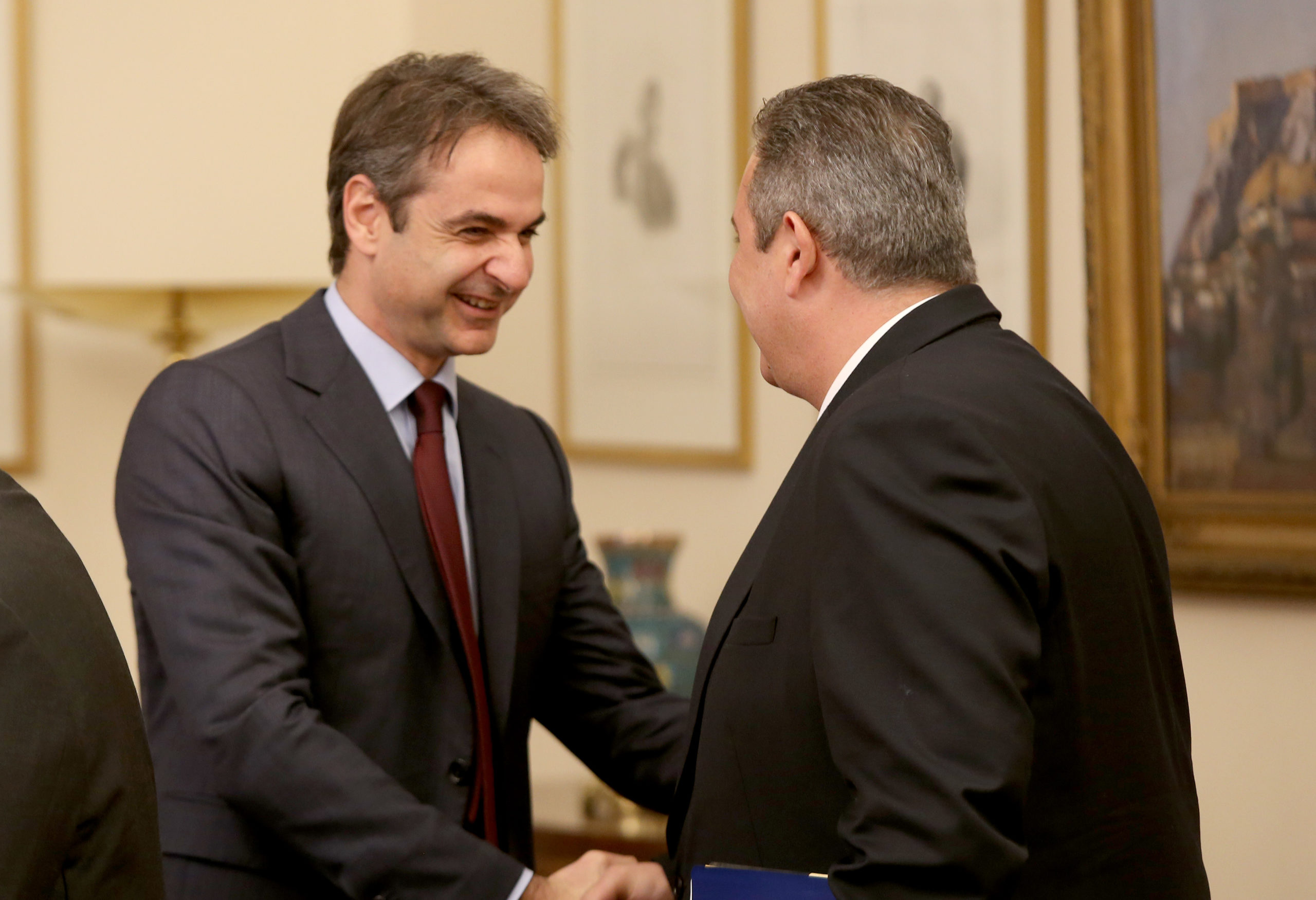 Τα χαμόγελα του Μητσοτάκη με τον Καμμένο – ΦΩΤΟ