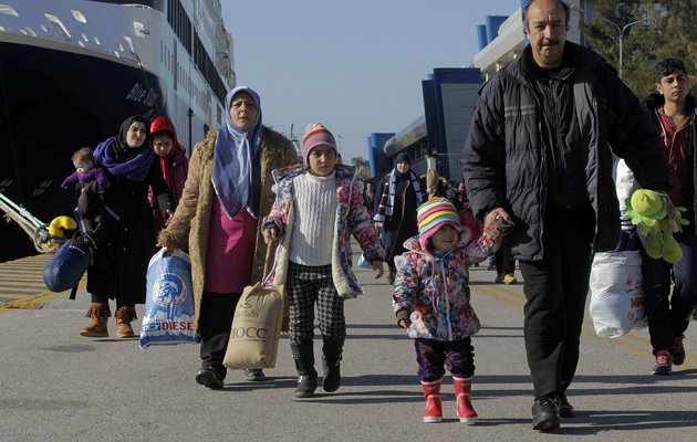 Στον Πειραιά ακόμα 649 μετανάστες και πρόσφυγες