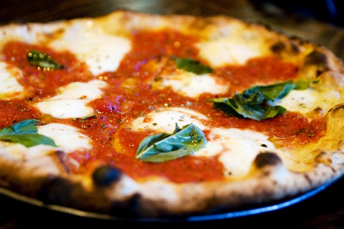 Ιταλία: Προσπάθεια να λάβει από την UNESCO την επίσημη αναγνώριση της παρασκευής της ναπολιτάνικης πίτσας
