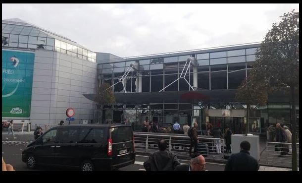 Οι πρώτες εικόνες από τις εκρήξεις στο αεροδρόμιο των Βρυξελλών – ΦΩΤΟ
