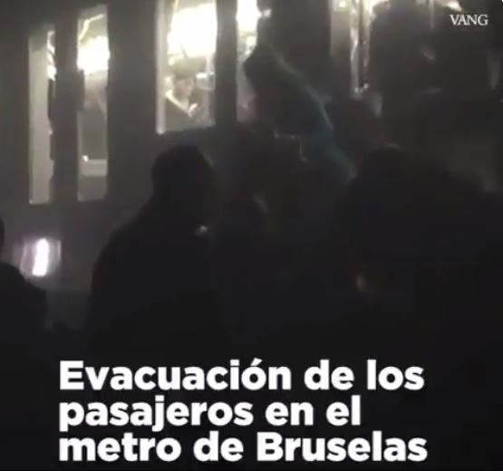 Το σοκ των επιβατών στο σταθμό του μετρό και ο απεγκλωβισμός τους – ΒΙΝΤΕΟ