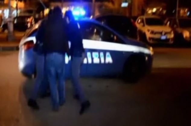 Ο Αλγερινός πλαστογράφος είχε σχέσεις με την Ελλάδα; – ΒΙΝΤΕΟ