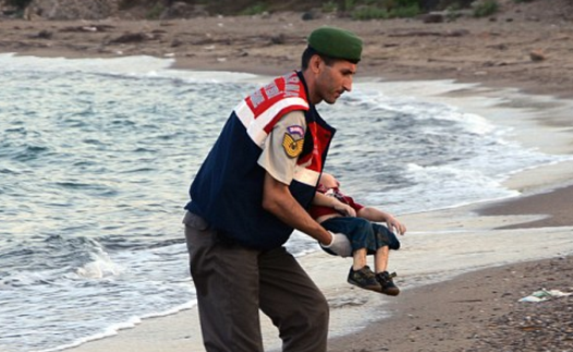 4 χρόνια φυλάκισης στους διακινητές του μικρού Αϊλάν