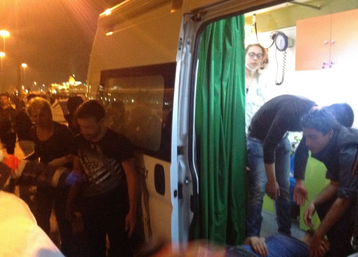 Γιατροί του κόσμου: Αναμενόμενη η σύρραξη στον Πειραιά – Δώστε προτεραιότητα πριν είναι αργά