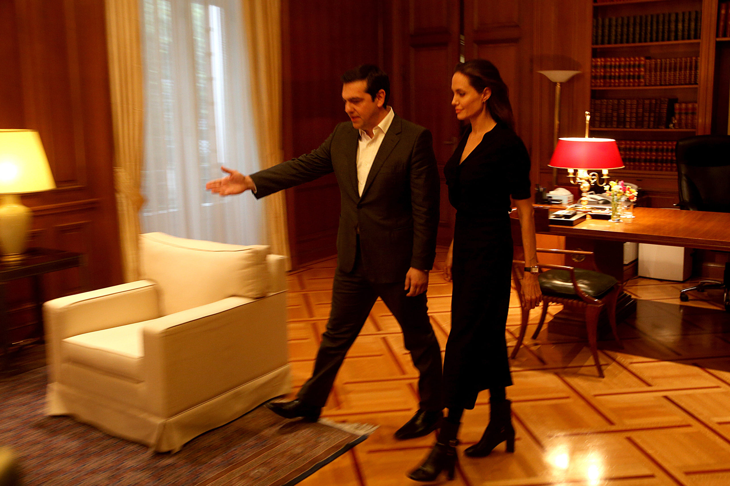 Όταν η Τζολί συνάντησε τον Τσίπρα – ΦΩΤΟ