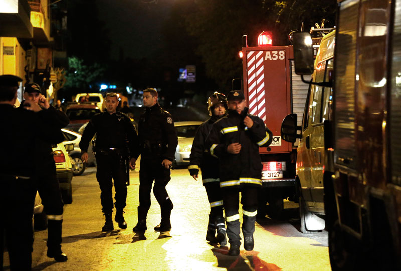 Μολότοφ στο Α.Τ. Παγκρατίου – 5 προσαγωγές