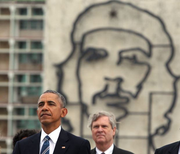 Ο Ομπάμα τίμησε τον ήρωα της ανεξαρτησίας στην Κούβα – ΦΩΤΟ