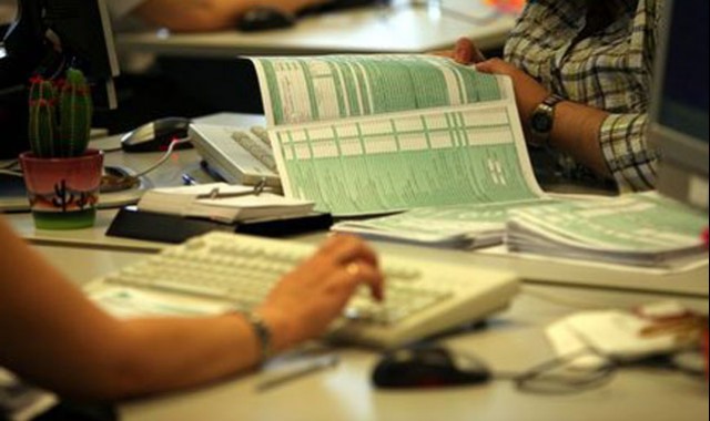 Εφοριακός καταχράστηκε 6 εκατομμύρια ευρώ