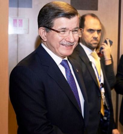 Θερμή υποδοχή στον Νταβούτογλου – Ποιοι ηγέτες τον χαιρέτησαν – ΦΩΤΟ