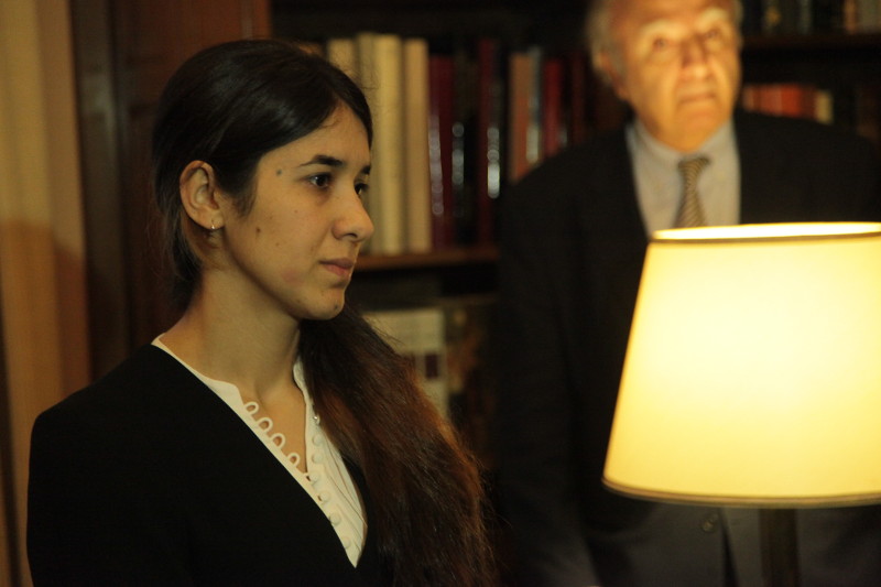 Τους πρόσφυγες στην Ελλάδα επισκέπτεται η γυναίκα- σύμβολο στον αγώνα ενάντια του ISIS, Νάντια Τάχα