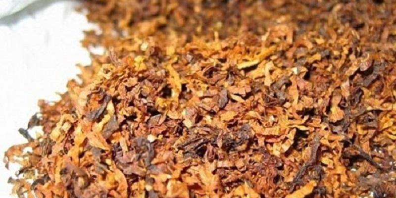 Έκρυβε στο αυτοκίνητο μισό κιλό λαθραίο καπνό και συνελήφθη