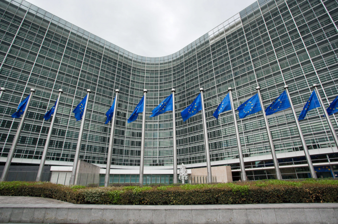 Έκτακτη χρηματοδότηση από την ΕΕ για πρόσληψη προσωπικού στα hot spot
