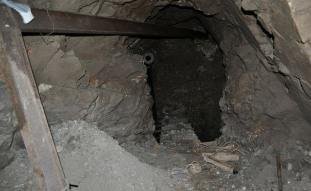 Κρατούμενοι έσκαψαν τούνελ στις φυλακές Δομοκού