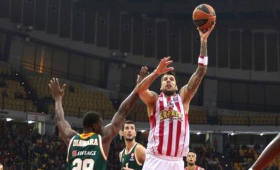 Χίμκι – Ολυμπιακός 25-22 (10′)