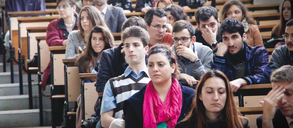 Έρευνα σοκ: Οι Έλληνες φοιτητές υποφέρουν από κατάθλιψη και άγχος