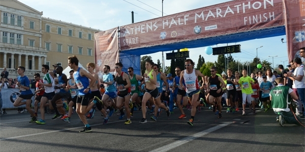 Κυκλοφοριακές ρυθμίσεις για τον Ημιμαραθώνιο στο κέντρο της Αθήνας
