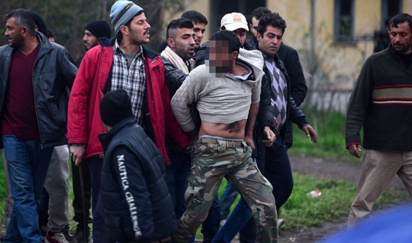 Διαψεύδει τα δημοσιεύματα για απόπειρα βιασμού ο πατέρας της 6χρονης στην Ειδομένη