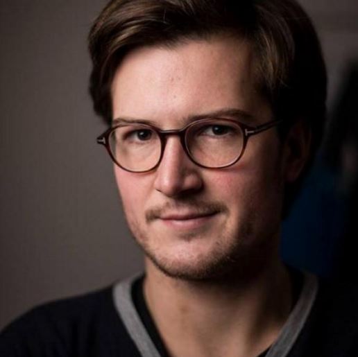 Σάλος από το tweet του Γερμανού φωτορεπόρτερ – “Κατέβασε” την ανάρτησή του