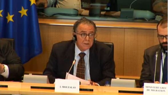 Μουζάλας: Δεν υπάρχει χώρα της Ευρώπης που να μην χτίζει και ένα φράχτη