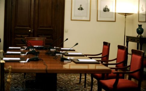 Συμβούλιο πολιτικών αρχηγών για το Προσφυγικό