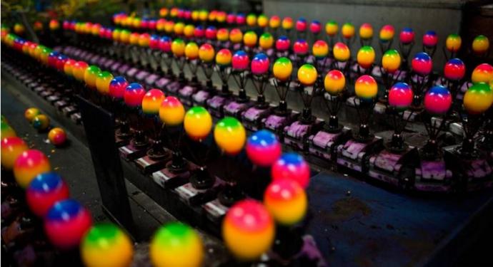 Κάνοντας “μπίζνες” με πασχαλινά αυγά