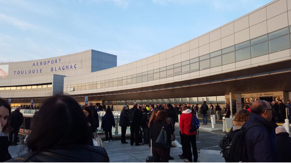 Νέες ΦΩΤΟ από το αεροδρόμιο της Τουλούζης – ΤΩΡΑ