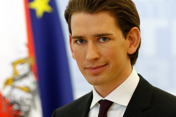Αυστριακός ευρωβουλευτής: Ο Κουρτς είναι απάνθρωπος