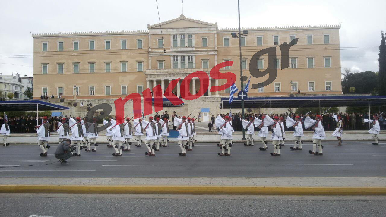 Η παρέλαση της Προεδρικής Φρουράς – ΦΩΤΟ