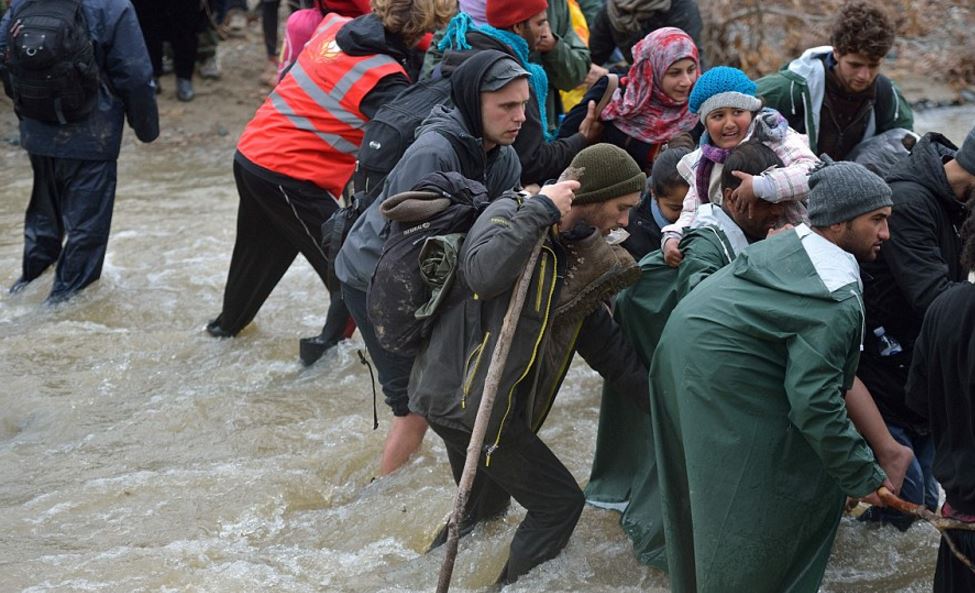 Σκόπια: Στείλαμε πίσω στην Ελλάδα τους 1.500 πρόσφυγες
