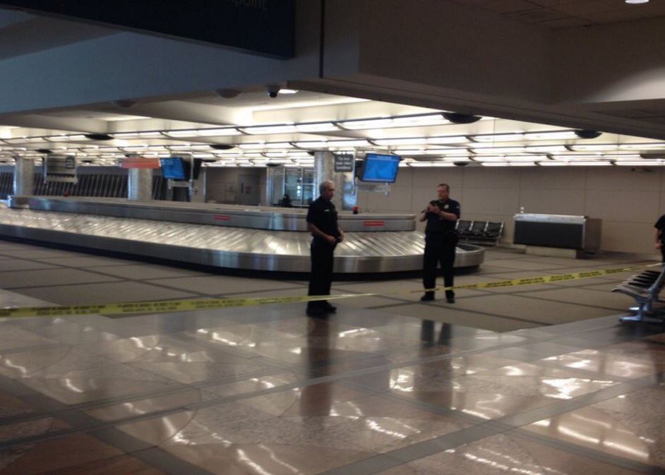Ντένβερ: Ύποπτο πακέτο στο αεροδρόμιο, έφθασε η μονάδα εξουδετέρωσης εκρηκτικών μηχανισμών