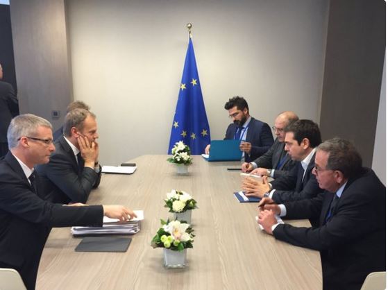 Τα tweets του Τσίπρα και του Τουσκ για τη συνάντηση τους