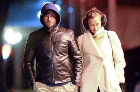 Η ρομαντική βόλτα της Ιρίνα Σάικ και του Κούπερ – ΦΩΤΟ