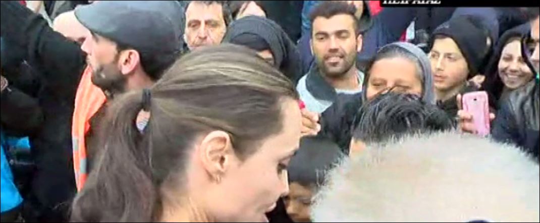 Παροξυσμός στον Πειραιά για την Τζολί – ΒΙΝΤΕΟ