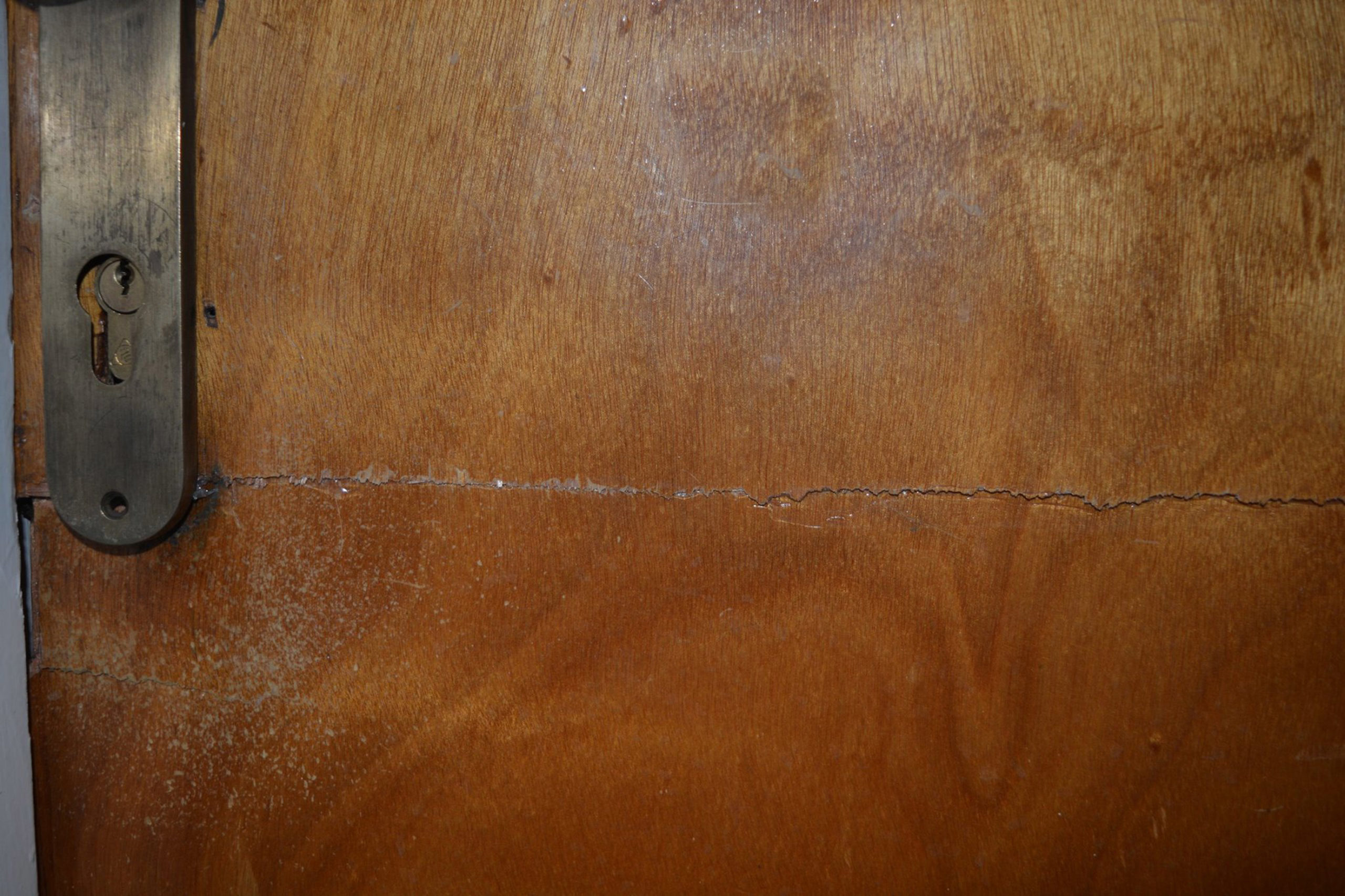 Απόπειρα διάρρηξης στο γραφείο του Γιάννη Μανιάτη