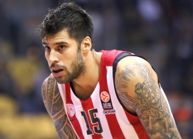 Ολυμπιακός – Λαμποράλ Κούτσα 19-16 (10′)