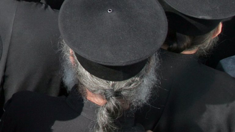 Συνελήφθη ιερέας που παρενόχλησε 19χρονη