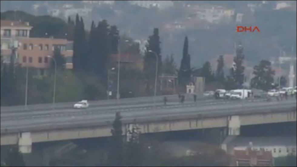 Συναγερμός στην Κωνσταντινούπολη – Έκλεισε η γέφυρα του Βοσπόρου – ΤΩΡΑ
