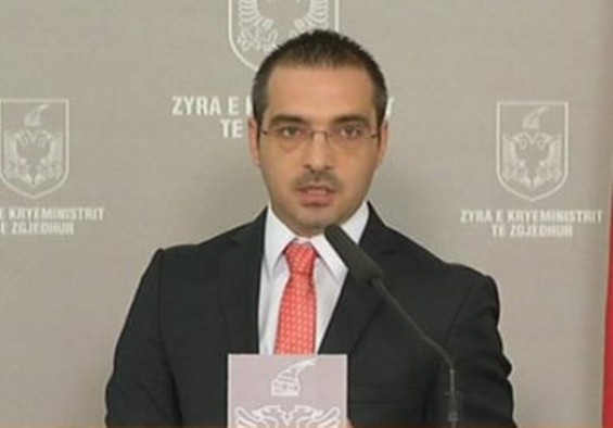 Αλβανός ΥΠΕΣ: Το θέμα είναι πότε θα έρθουν οι πρόσφυγες από την Ελλάδα