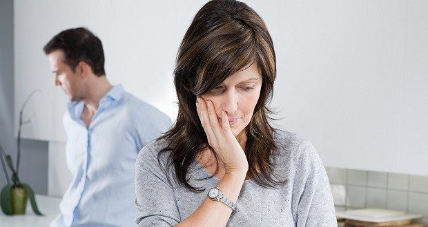 Η ανασφάλεια στη σχέση μπορεί να σου προκαλέσει προβλήματα υγείας