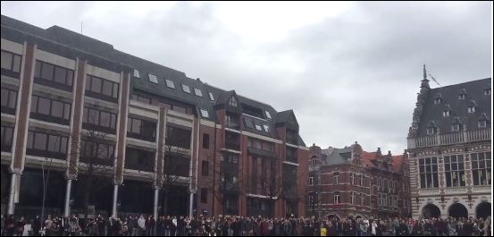 Οι καμπάνες ηχούσαν στον ρυθμό του Imagine προς τιμήν των θυμάτων του Βελγίου – ΒΙΝΤΕΟ