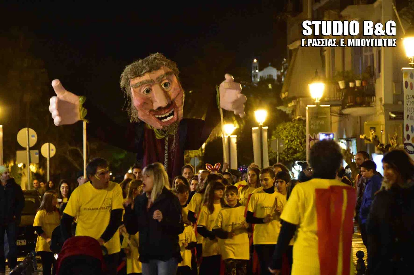 Ξετρέλανε μικρούς και μεγάλους το Βενετσιάνικο καρναβάλι στο Ναύπλιο – ΒΙΝΤΕΟ