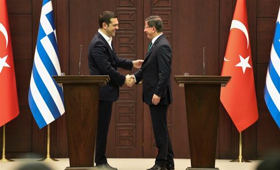 Τηλεφωνική επικοινωνία Τσίπρα-Νταβούτογλου