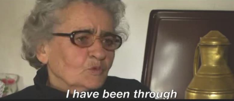 BBC: Η 82χρονη γιαγιά της Ειδομένης που βοηθά τους Σύρους πρόσφυγες – ΒΙΝΤΕΟ