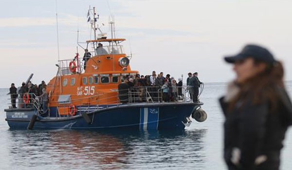 74 πρόσφυγες έφτασαν το τελευταίο 24ωρο στα νησιά του βορείου Αιγαίου