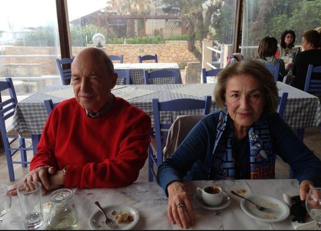 Το γεύμα του Κώστα Σημίτη και της συζύγου του στη Μεσσηνία- ΦΩΤΟ