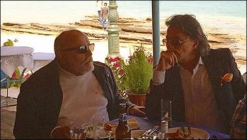 O Ψινάκης σε ταβέρνα με τον Κουρουμπλή – ΦΩΤΟ