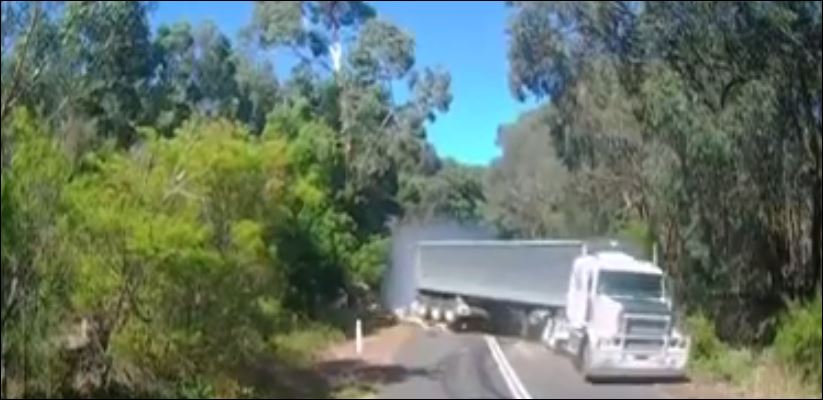 Θα τους καταπλάκωνε η νταλίκα αλλά σώθηκαν από θαύμα – ΒΙΝΤΕΟ