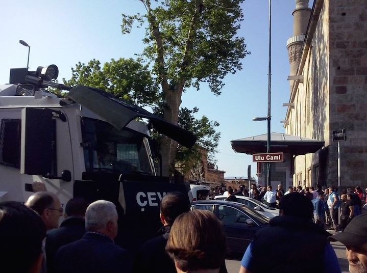 Έκρηξη κοντά σε τζαμί στην Προύσα – ΤΩΡΑ