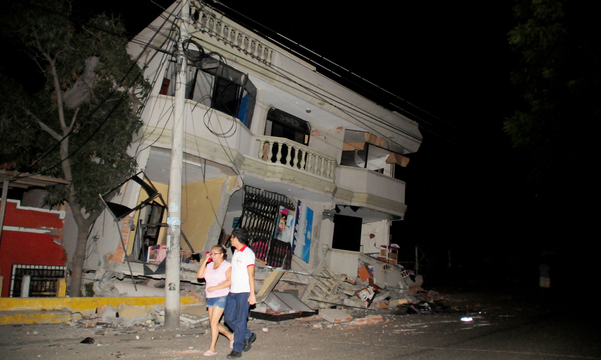 Διεκόπη η λειτουργία διυλιστηρίου στον Ισημερινό μετά τον ισχυρό σεισμό