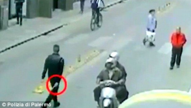 Ιταλία: Η Μαφία πυροβολεί μετανάστες στο Παλέρμο – ΒΙΝΤΕΟ